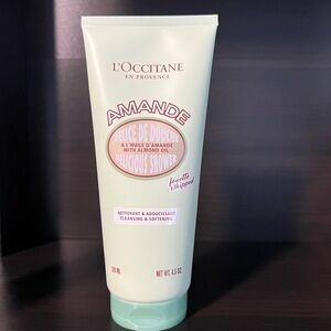 L'Occitane Almond Shower Body Cleanser